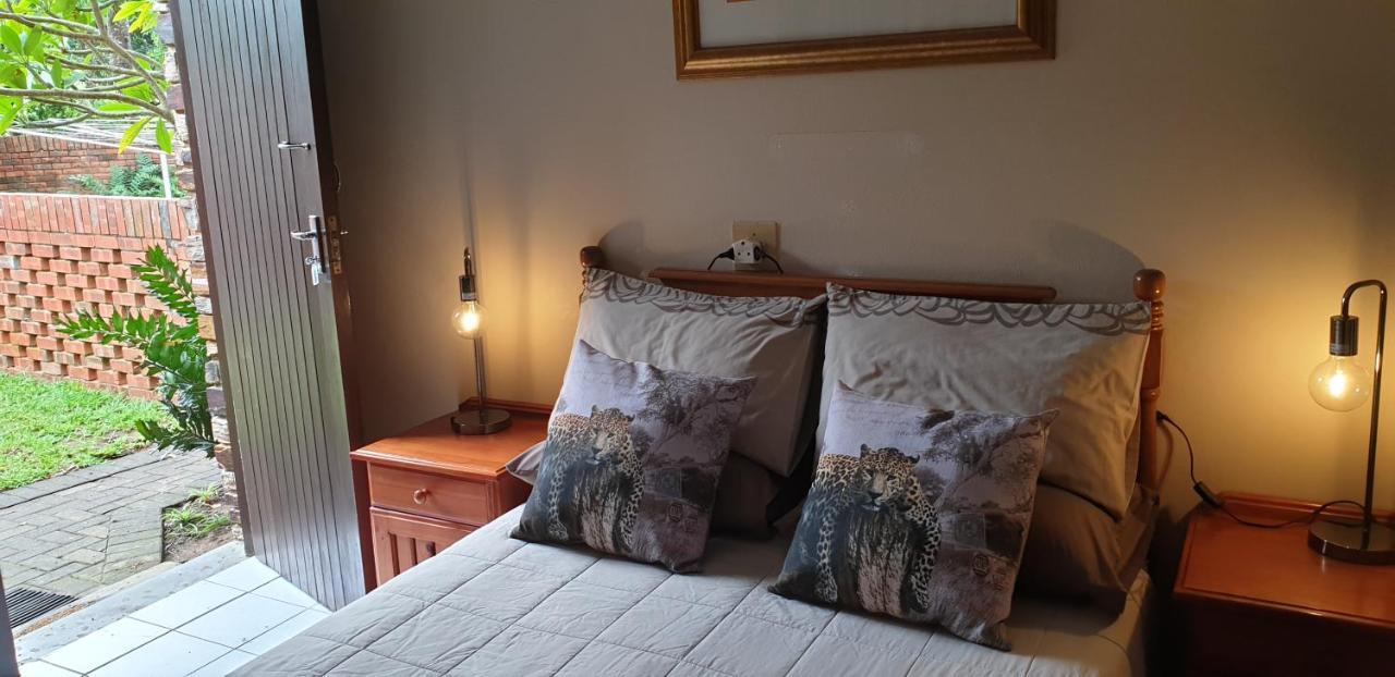 Buya Futhi Bed & Breakfast St Lucia Exterior photo